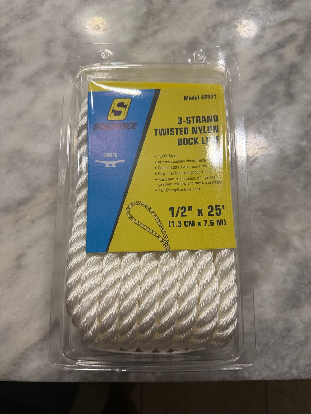 White 3-Strand Twisted Nylon Dock Line - 1/2" x 25'